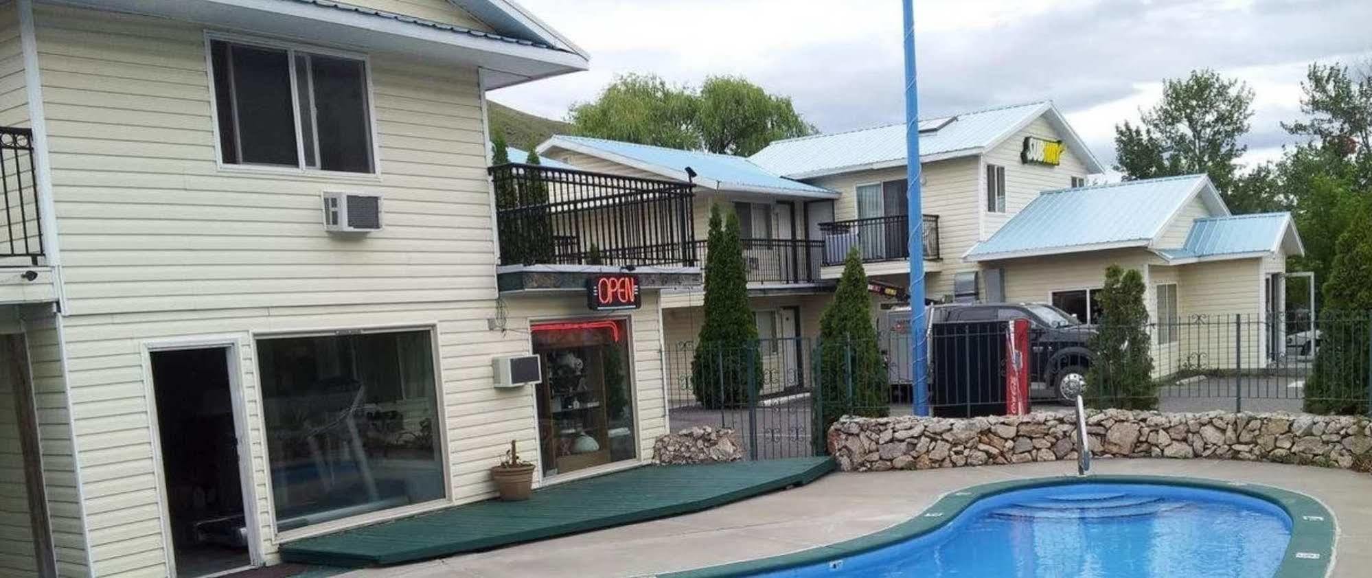Cache Creek Inn المظهر الخارجي الصورة